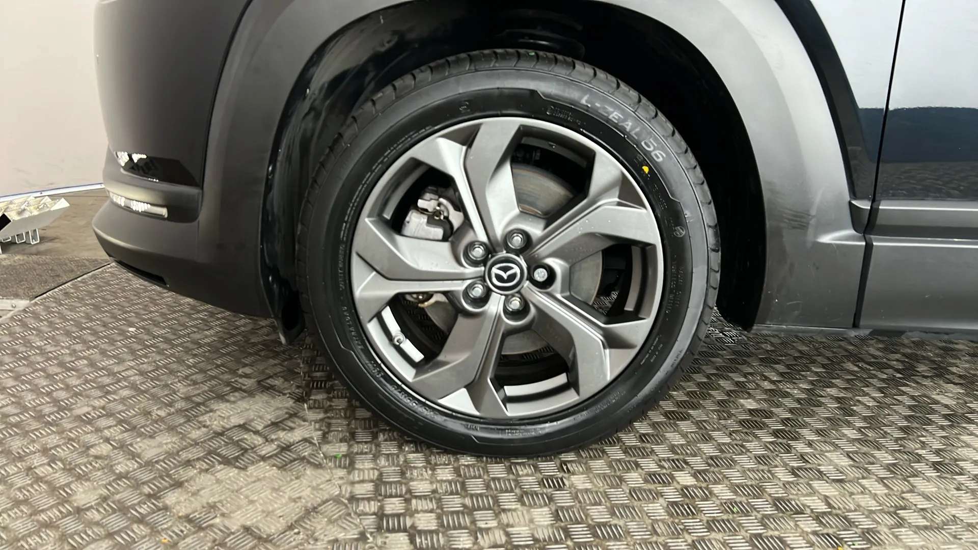 2021 MAZDA MX-30 2021 MAZDA MX-30