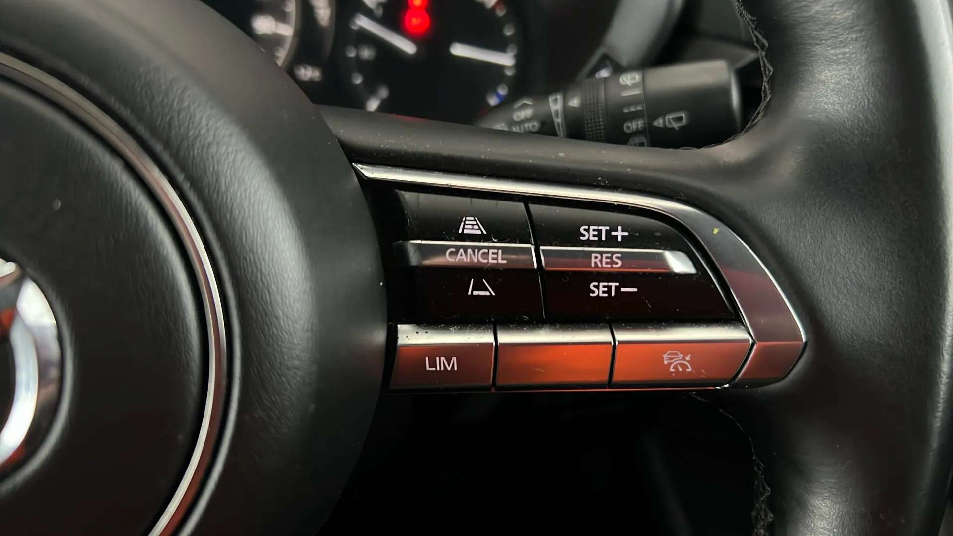 2021 MAZDA MX-30 2021 MAZDA MX-30