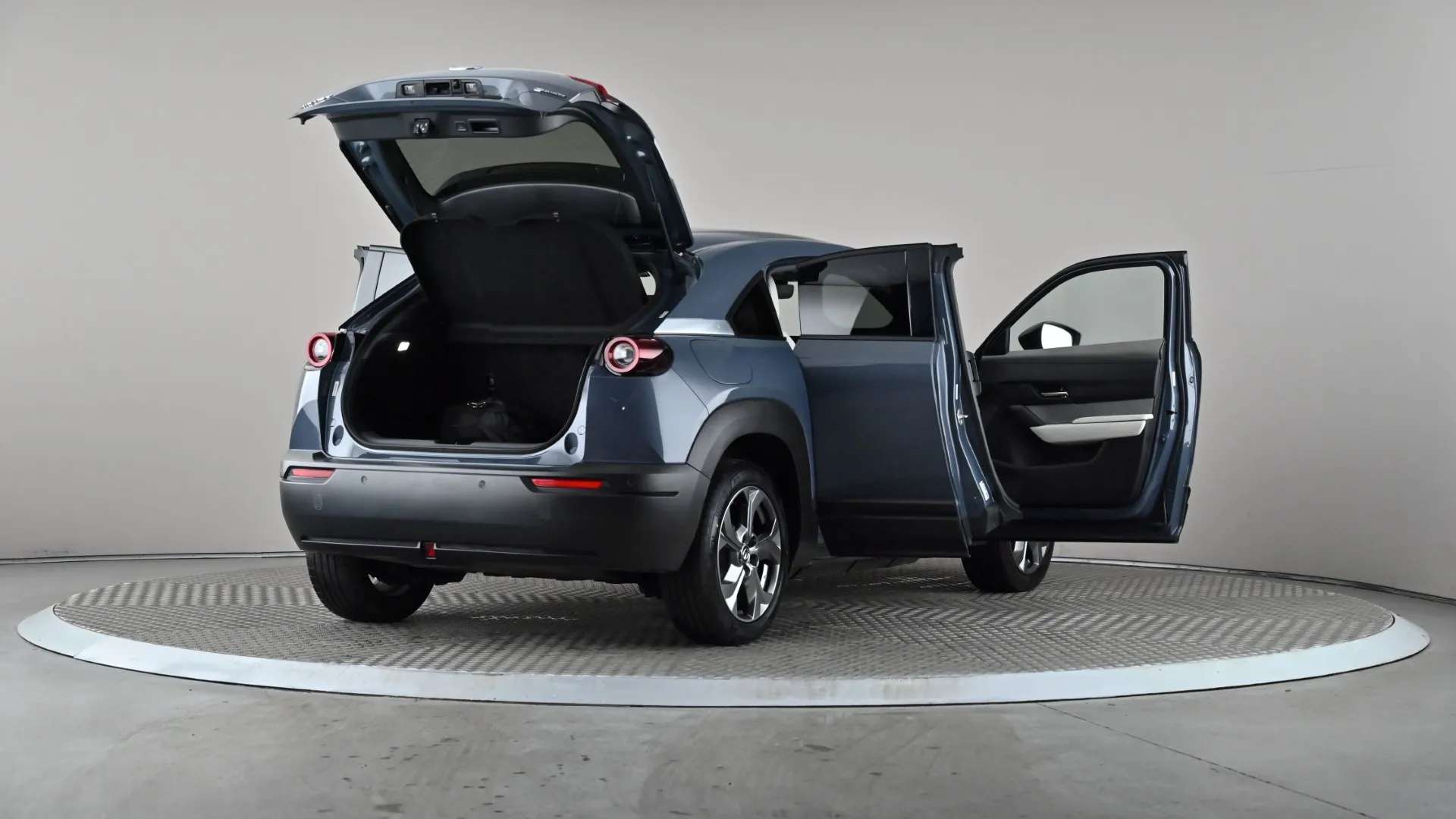 2021 MAZDA MX-30 2021 MAZDA MX-30