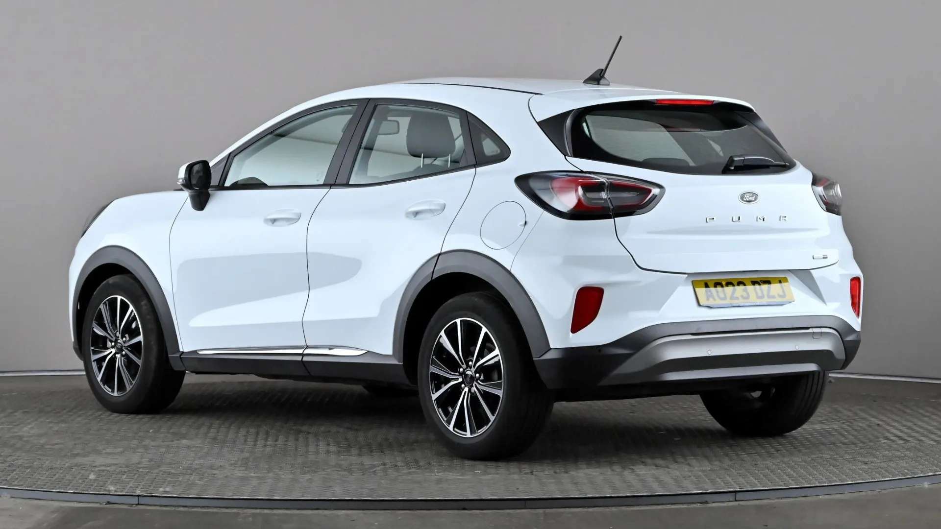 A 2023 FORD PUMA 1.0 EcoBoost Hybrid mHEV 155 Titanium A 2023 FORD PUMA 1.0 EcoBoost Hybrid mHEV 155 Titanium