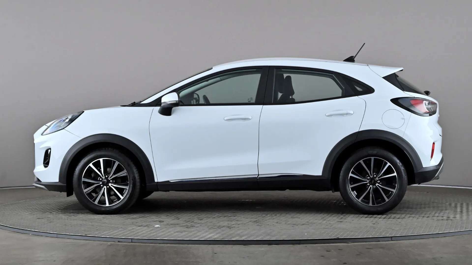 A 2023 FORD PUMA 1.0 EcoBoost Hybrid mHEV 155 Titanium A 2023 FORD PUMA 1.0 EcoBoost Hybrid mHEV 155 Titanium