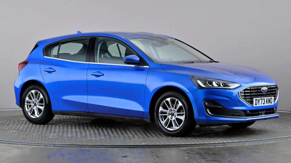 Check out this Ford Focus 2023 Hybrid Electric Manual