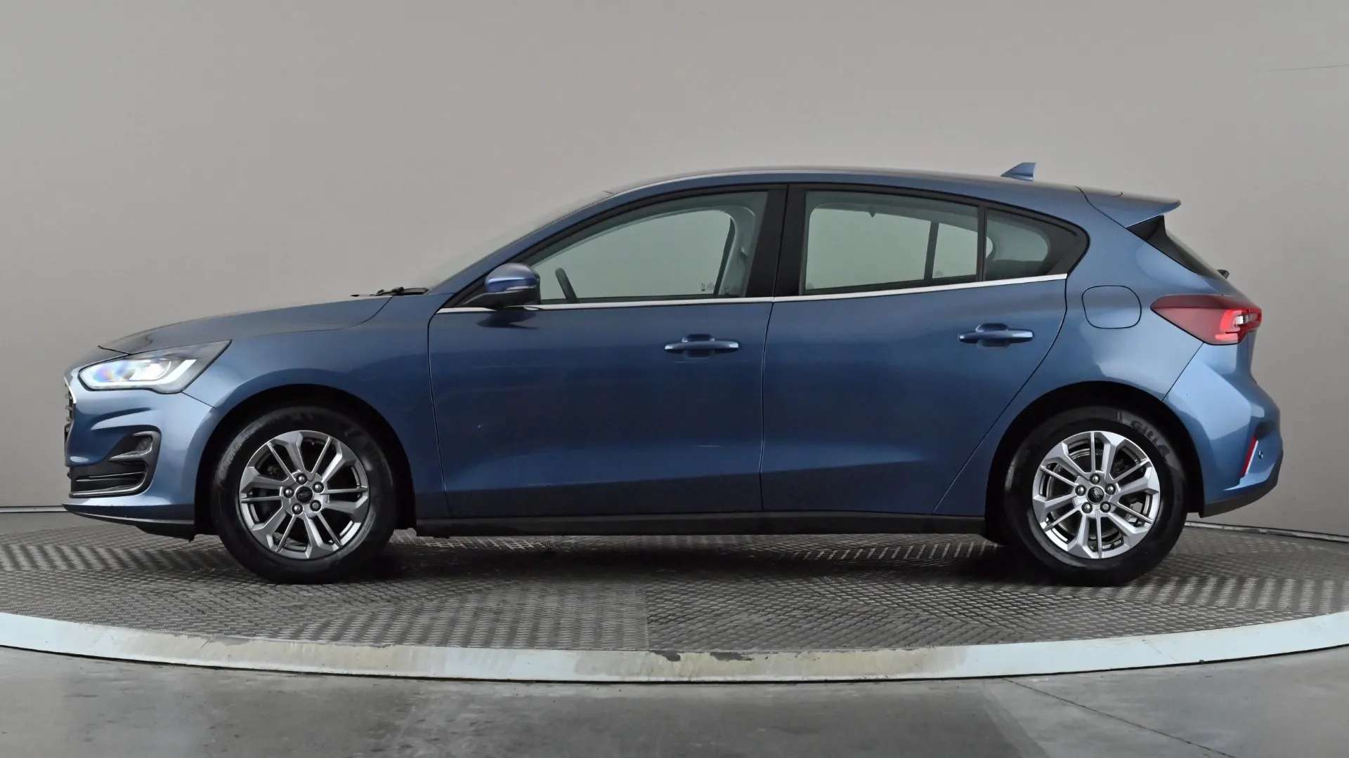 A 2023 FORD FOCUS 1.0 EcoBoost Hybrid mHEV 155 Titanium A 2023 FORD FOCUS 1.0 EcoBoost Hybrid mHEV 155 Titanium