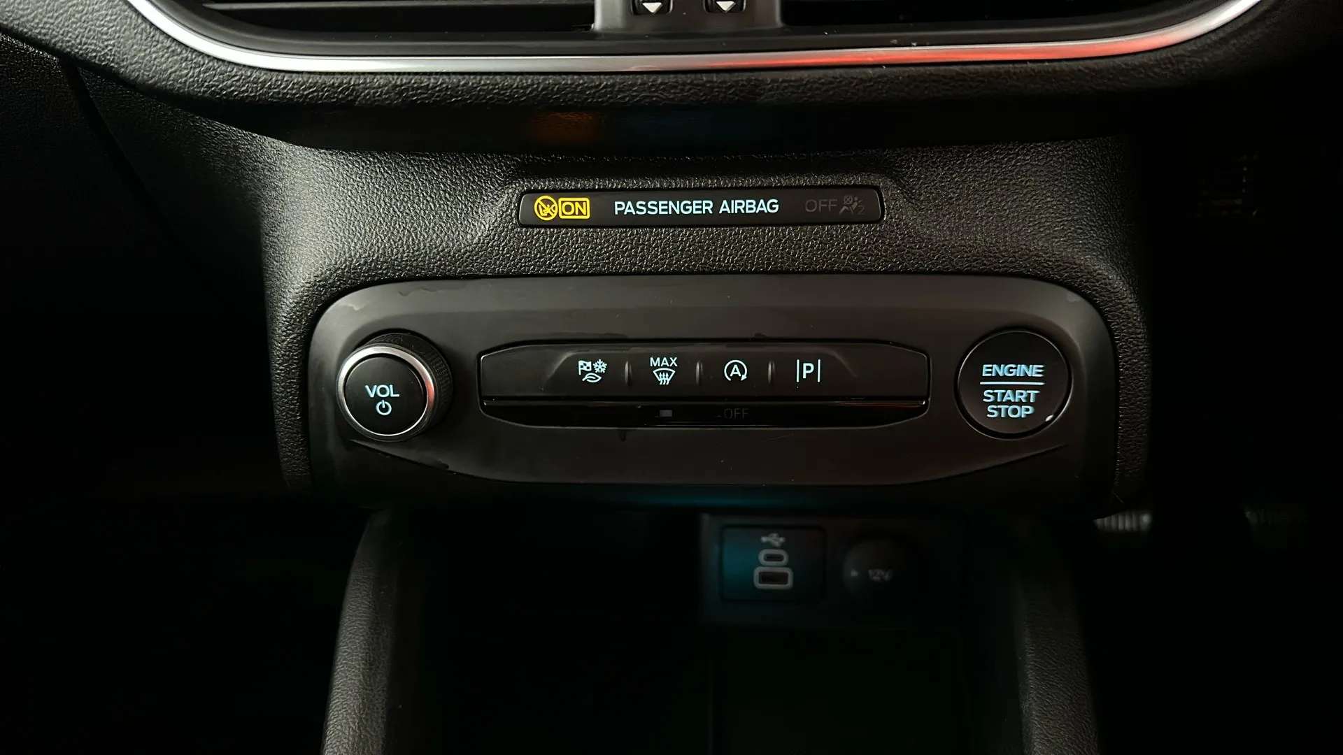 2023 FORD FOCUS 2023 FORD FOCUS