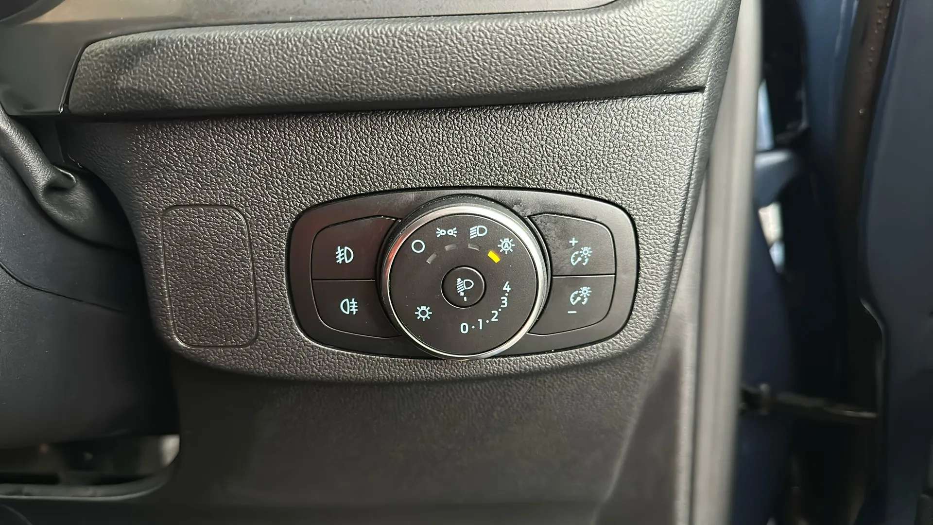 2023 FORD FOCUS 2023 FORD FOCUS