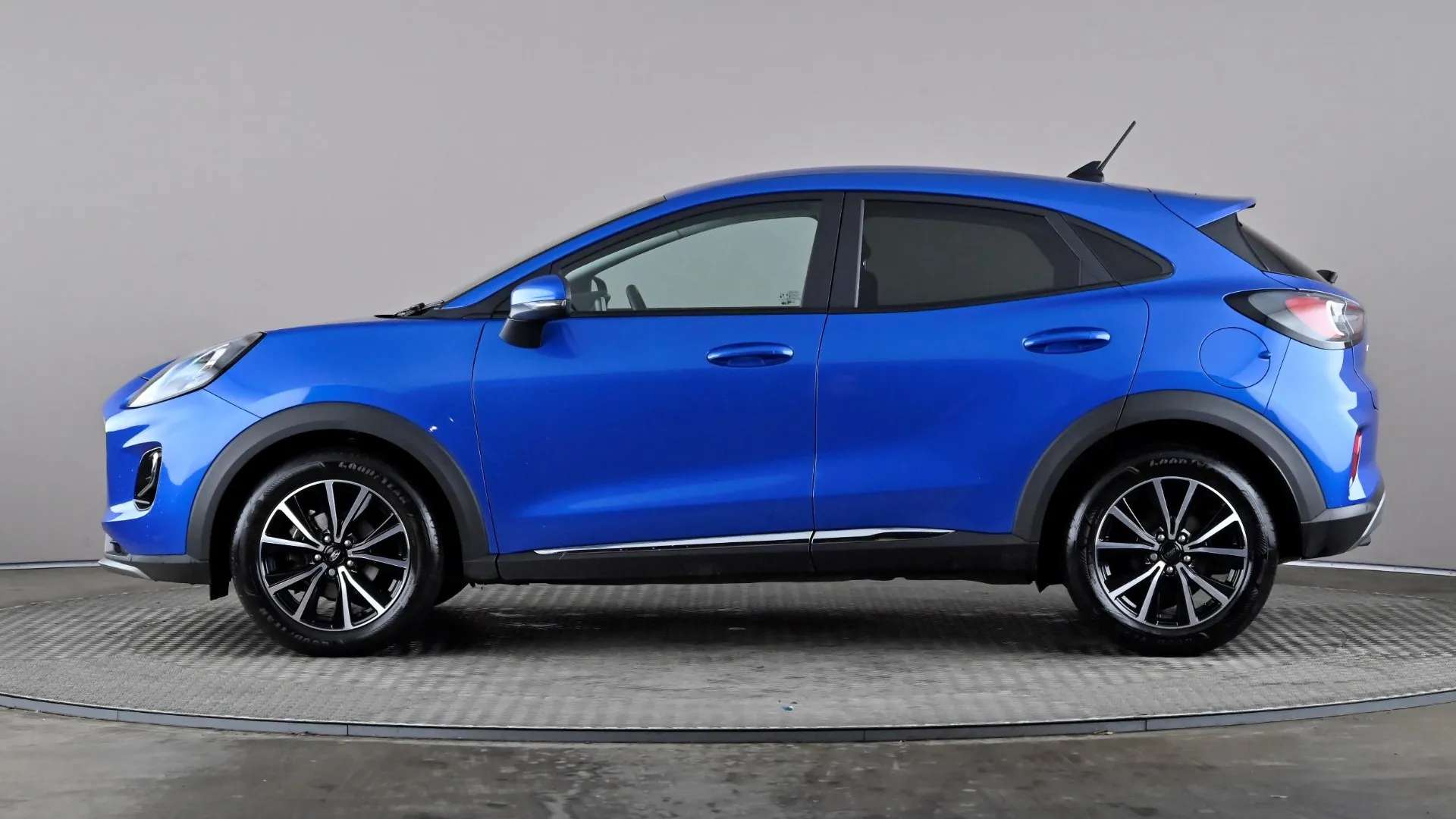 A 2023 FORD PUMA 1.0 EcoBoost Hybrid mHEV 155 Titanium A 2023 FORD PUMA 1.0 EcoBoost Hybrid mHEV 155 Titanium