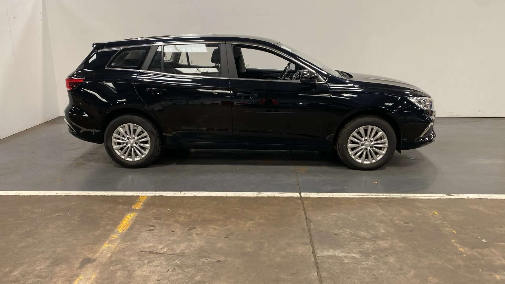 A 2022 MG MOTOR UK MG5 115kW Excite EV 61kWh Auto A 2022 MG MOTOR UK MG5 115kW Excite EV 61kWh Auto