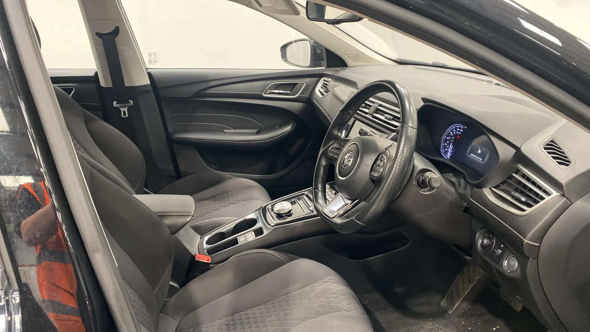 A 2022 MG MOTOR UK MG5 115kW Excite EV 61kWh Auto A 2022 MG MOTOR UK MG5 115kW Excite EV 61kWh Auto
