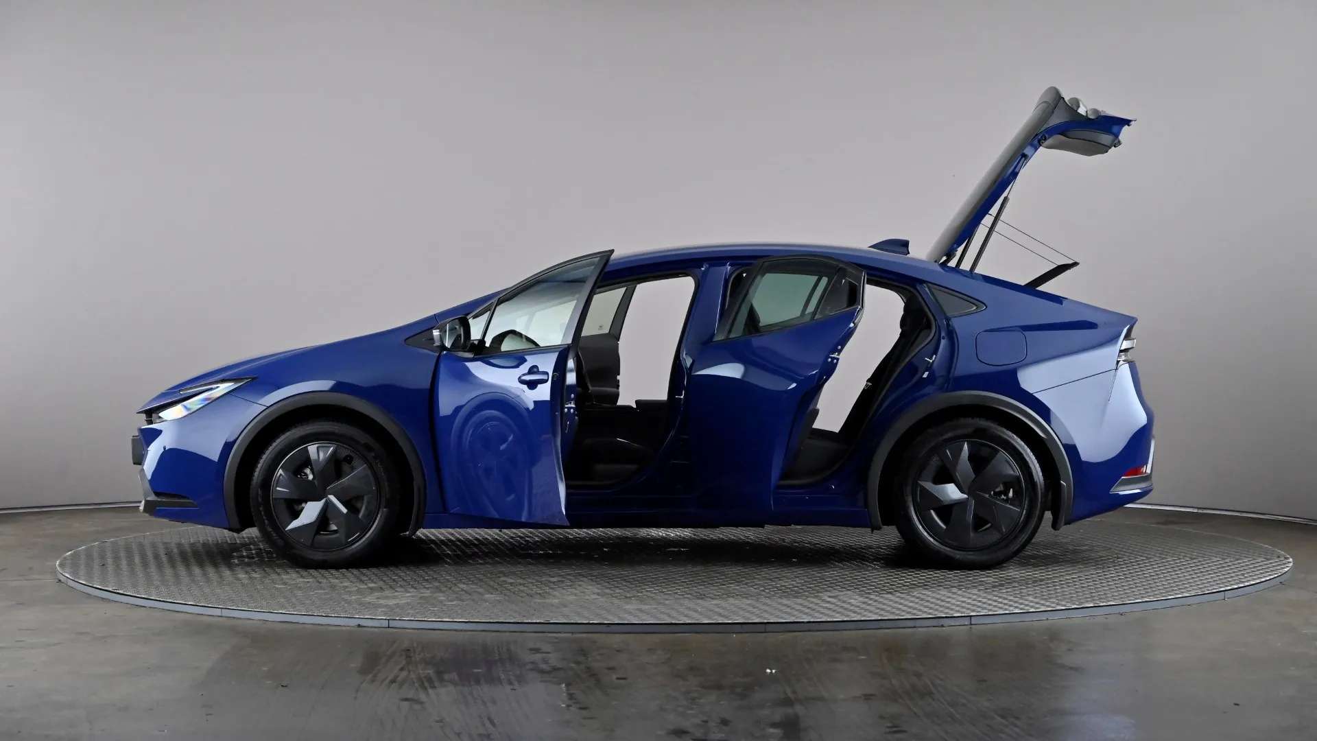 2025 TOYOTA PRIUS 2025 TOYOTA PRIUS