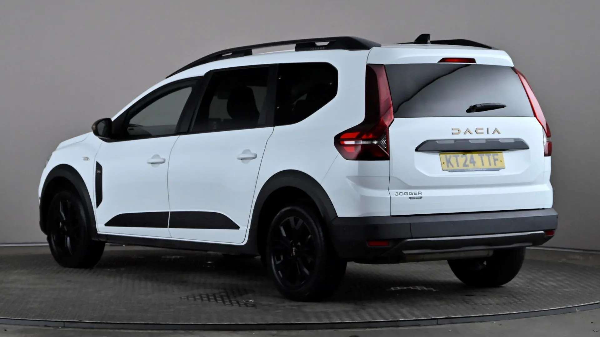 A 2024 DACIA JOGGER 1.6 HEV Extreme Auto A 2024 DACIA JOGGER 1.6 HEV Extreme Auto