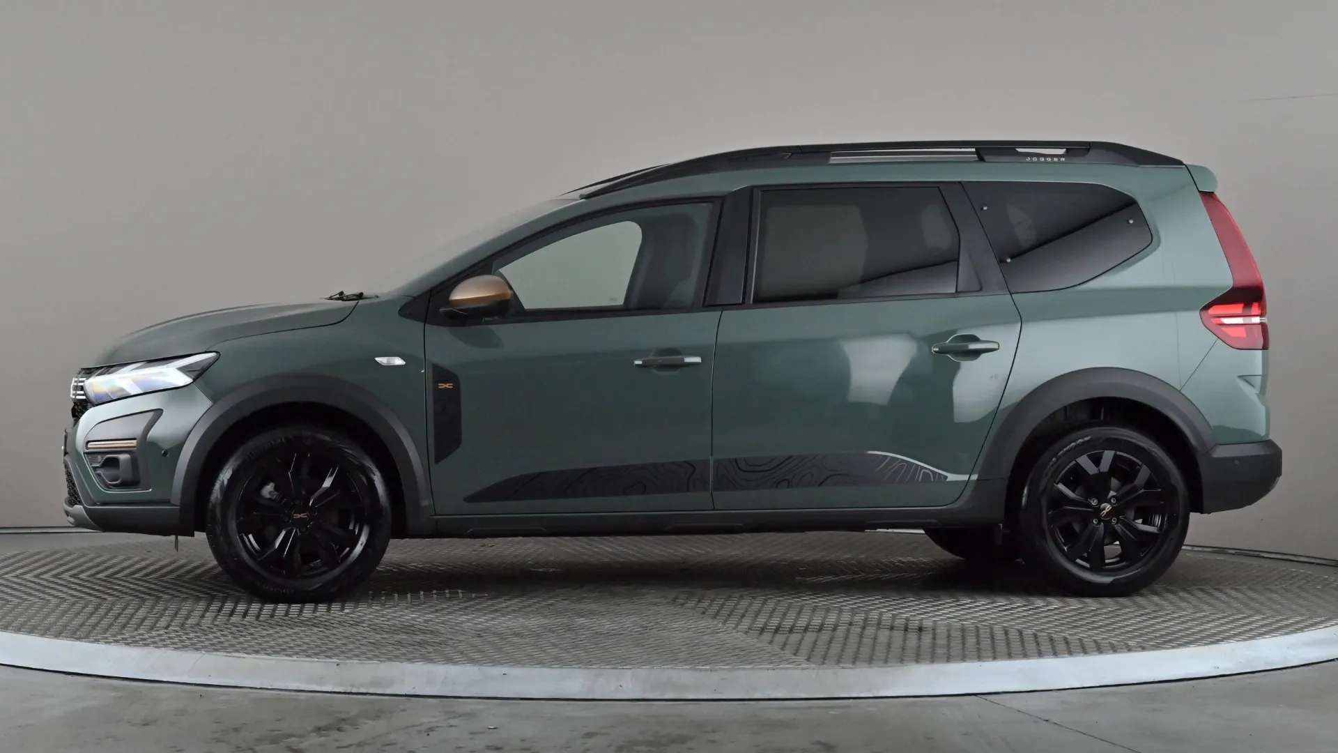 A 2024 DACIA JOGGER 1.6 HEV Extreme Auto A 2024 DACIA JOGGER 1.6 HEV Extreme Auto