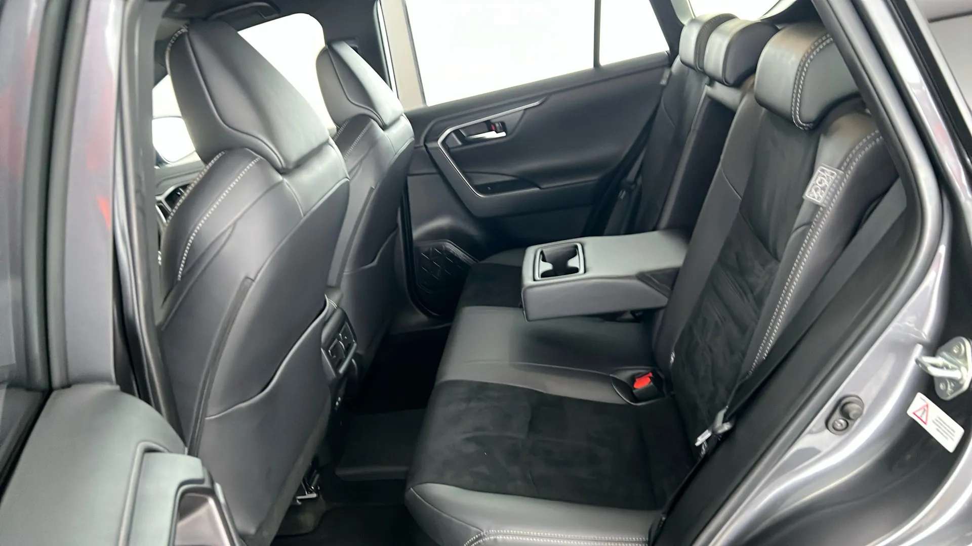 2025 TOYOTA RAV4 2025 TOYOTA RAV4