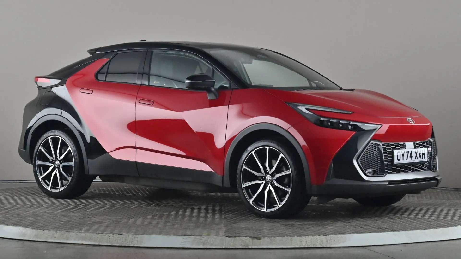 A 2024 TOYOTA C-HR 2.0 PHEV GR Sport CVT A 2024 TOYOTA C-HR 2.0 PHEV GR Sport CVT
