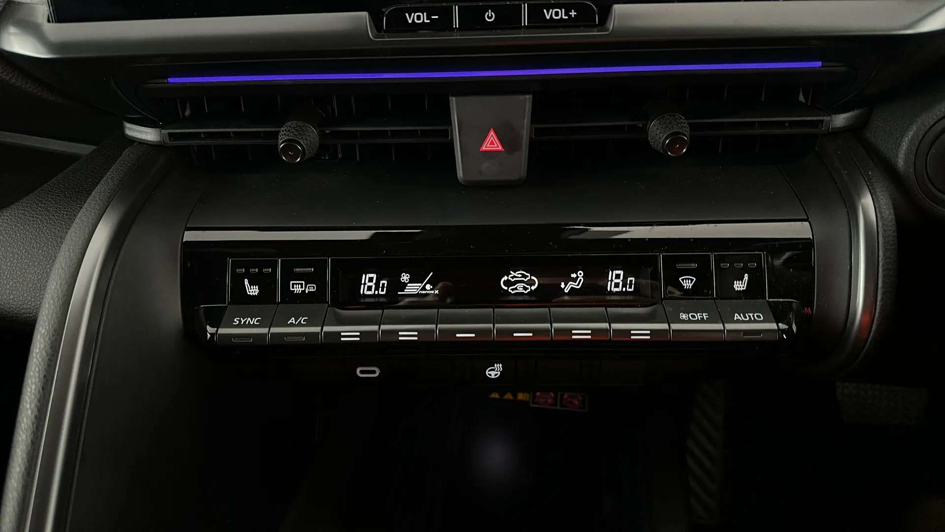 2024 TOYOTA C-HR 2024 TOYOTA C-HR