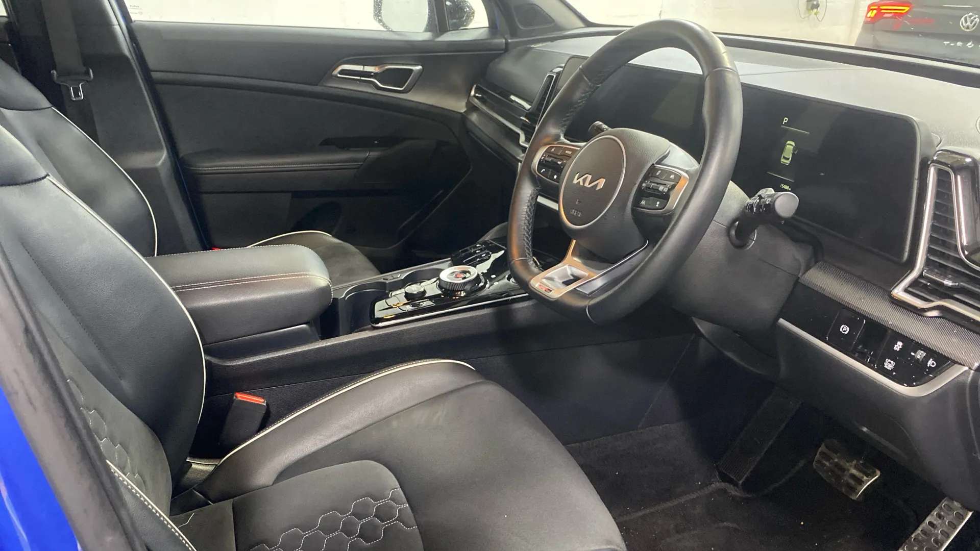 A 2024 KIA SPORTAGE 1.6T GDi 207 HEV GT-Line Auto A 2024 KIA SPORTAGE 1.6T GDi 207 HEV GT-Line Auto