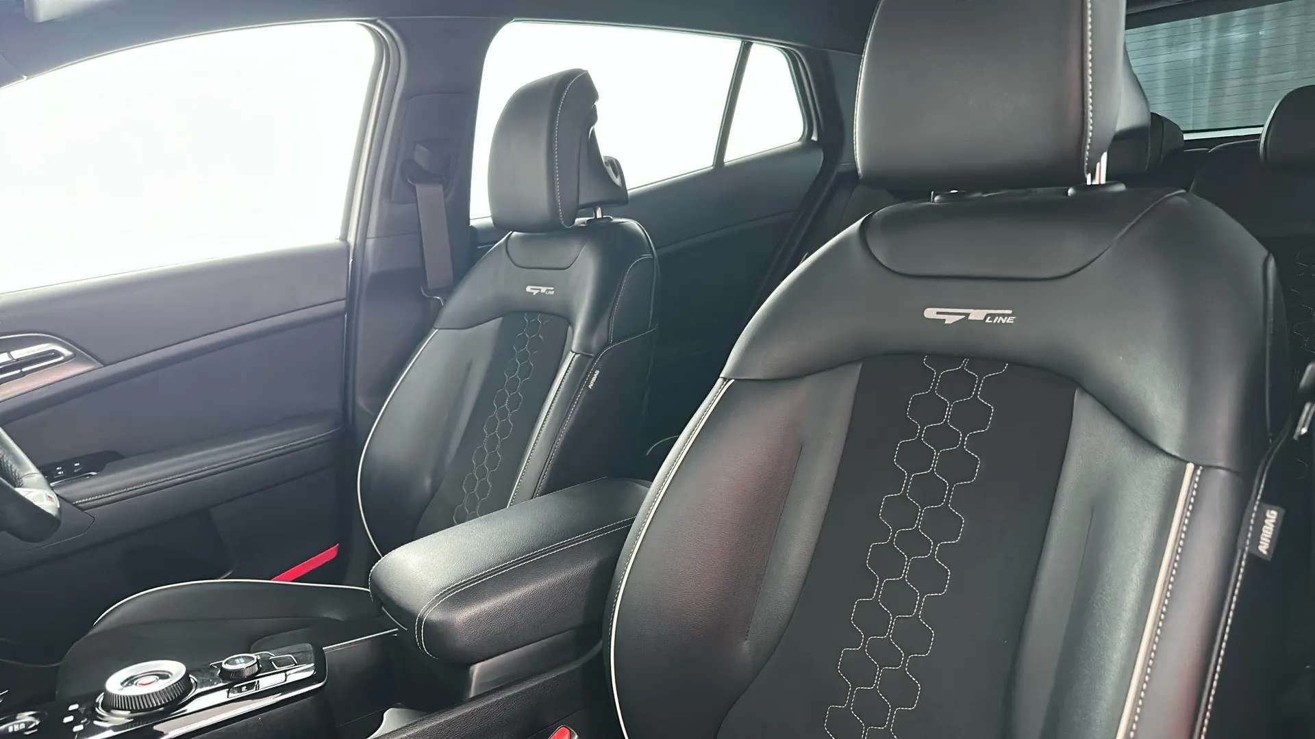 2023 KIA SPORTAGE 2023 KIA SPORTAGE