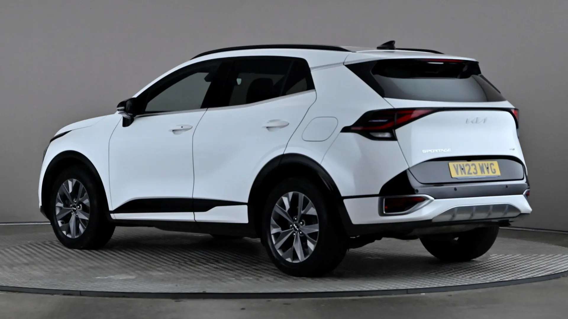 A 2023 KIA SPORTAGE 1.6T GDi HEV GT-Line Auto A 2023 KIA SPORTAGE 1.6T GDi HEV GT-Line Auto