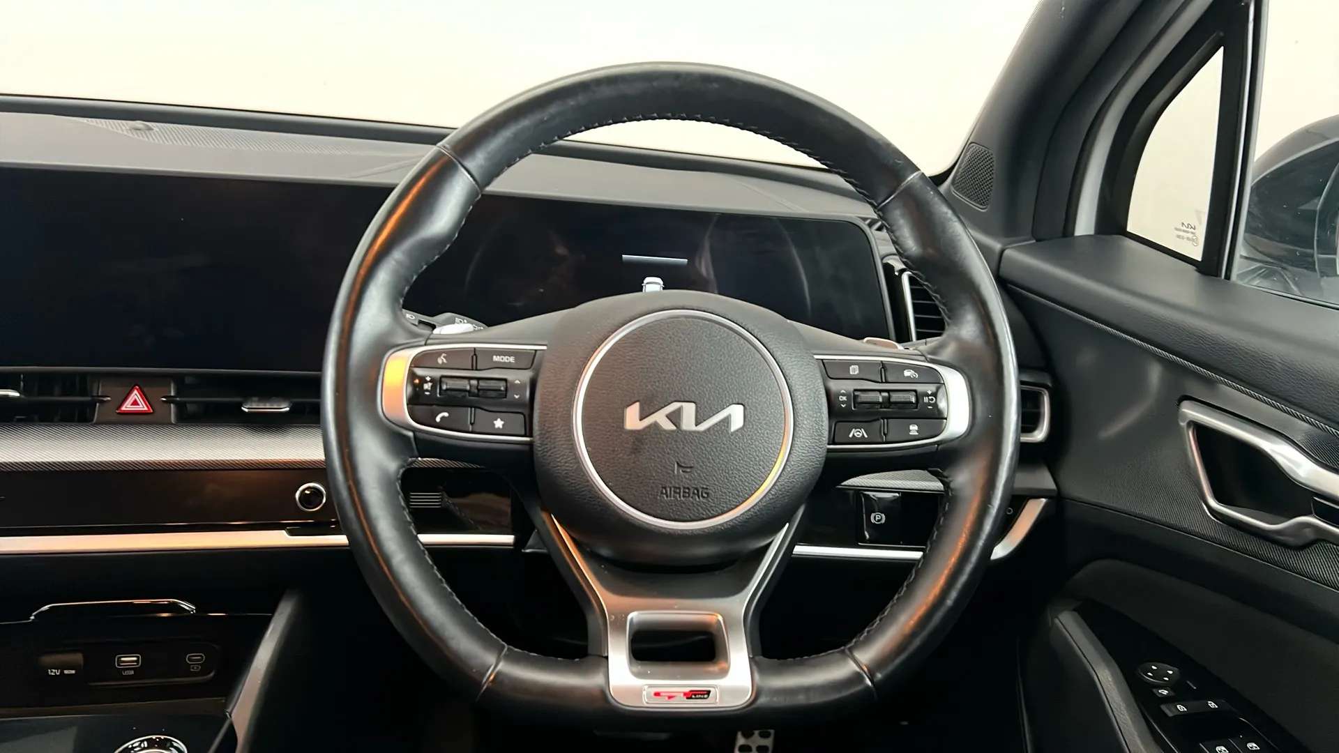 2023 KIA SPORTAGE 2023 KIA SPORTAGE