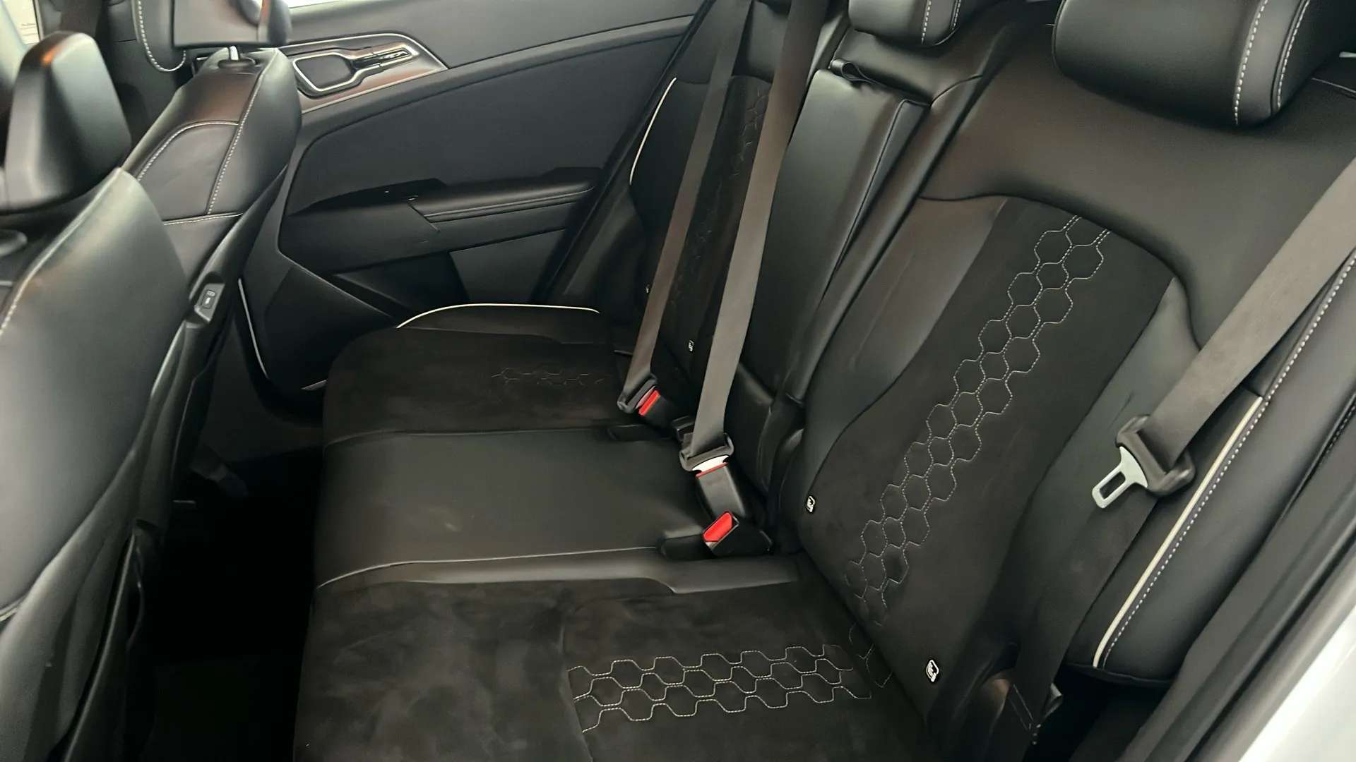 2023 KIA SPORTAGE 2023 KIA SPORTAGE