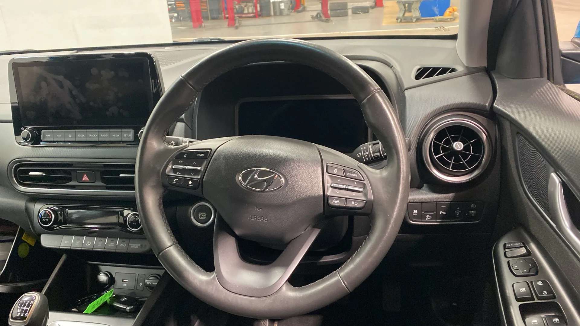 A 2023 HYUNDAI KONA 1.0 TGDi 48V MHEV Premium A 2023 HYUNDAI KONA 1.0 TGDi 48V MHEV Premium