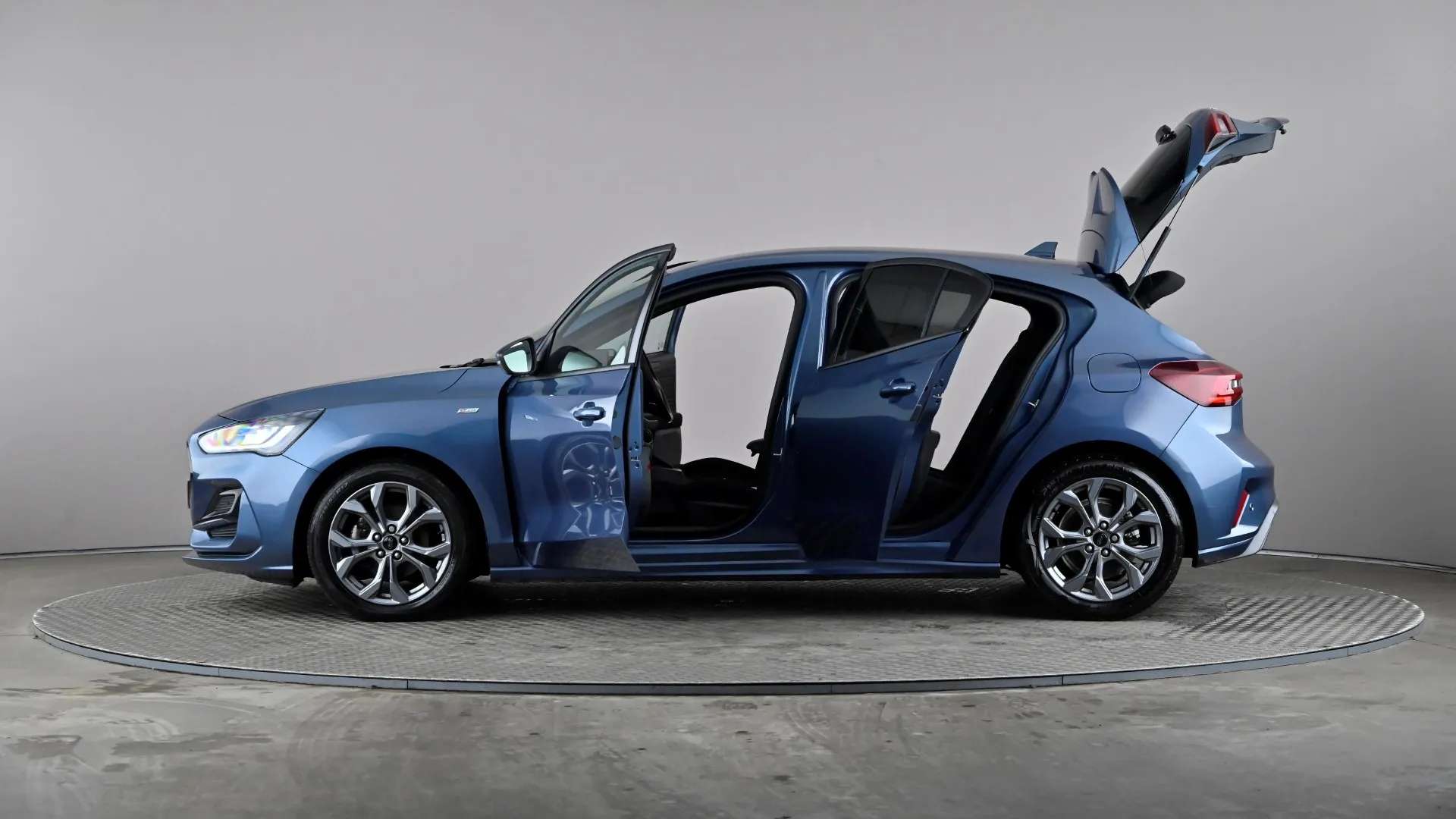 2023 FORD FOCUS 2023 FORD FOCUS