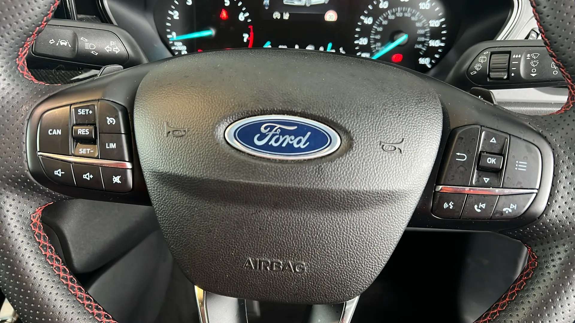 2023 FORD FOCUS 2023 FORD FOCUS