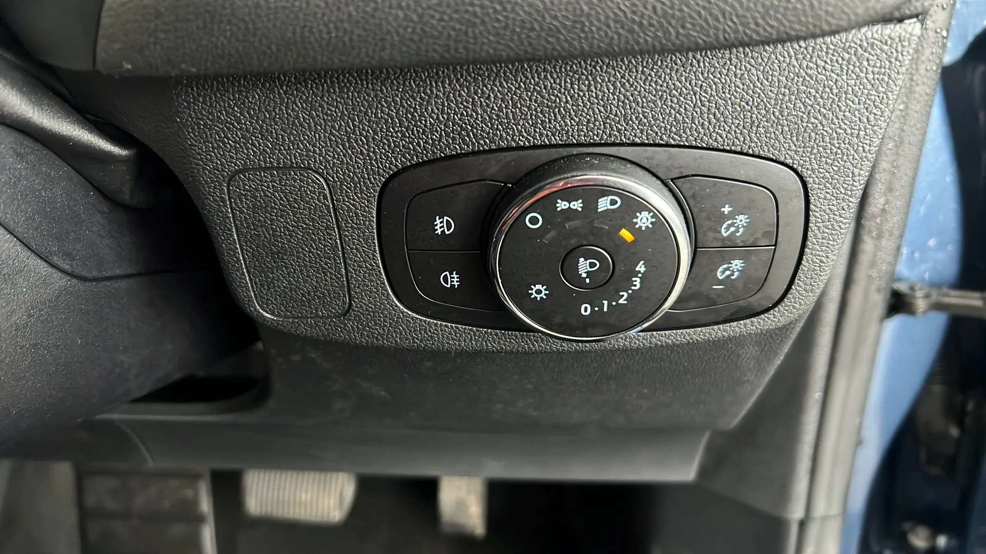 2023 FORD FOCUS 2023 FORD FOCUS