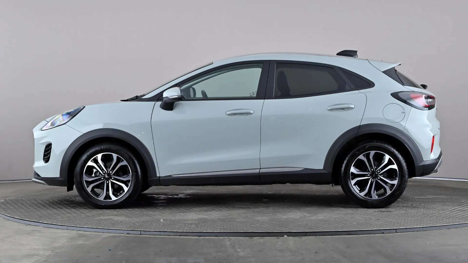 A 2025 FORD PUMA 1.0 EcoBoost Hybrid mHEV Titanium DCT A 2025 FORD PUMA 1.0 EcoBoost Hybrid mHEV Titanium DCT