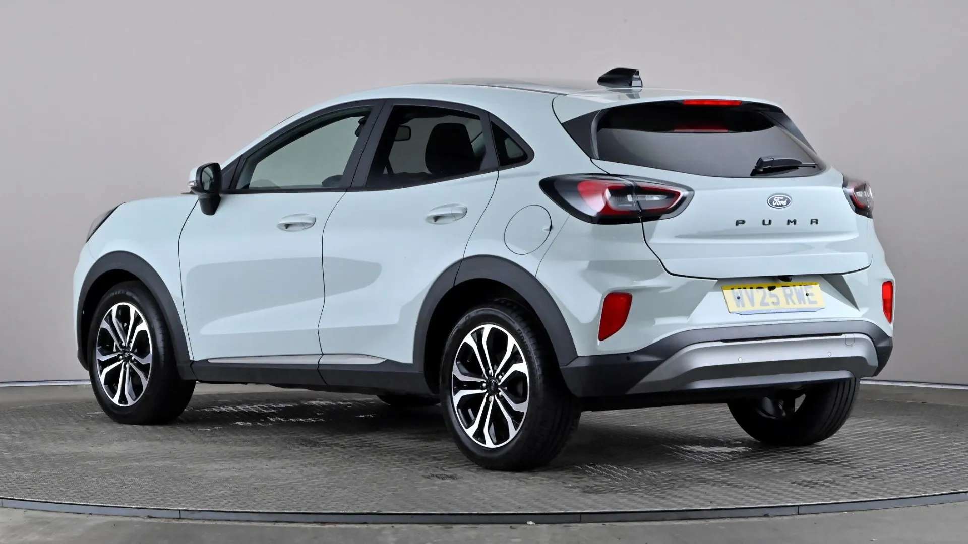 A 2025 FORD PUMA 1.0 EcoBoost Hybrid mHEV Titanium DCT A 2025 FORD PUMA 1.0 EcoBoost Hybrid mHEV Titanium DCT