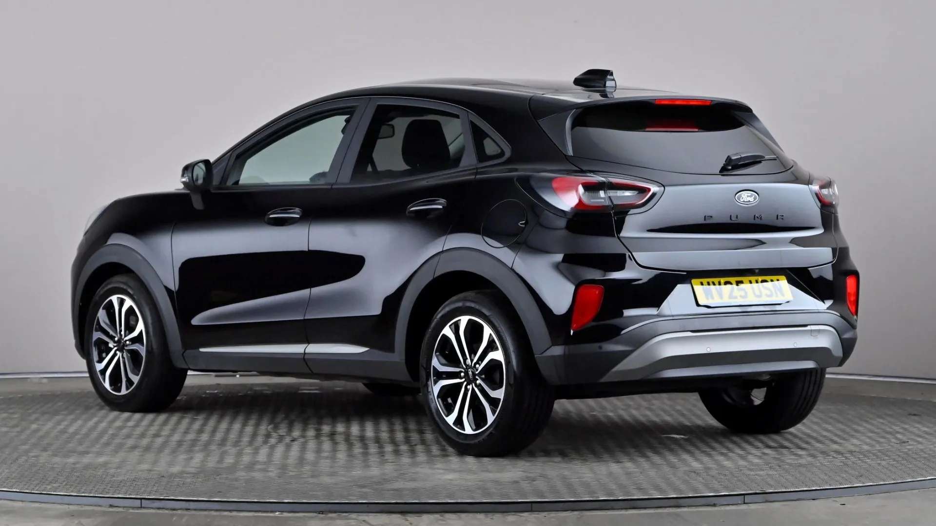 A 2025 FORD PUMA 1.0 EcoBoost Hybrid mHEV Titanium DCT A 2025 FORD PUMA 1.0 EcoBoost Hybrid mHEV Titanium DCT