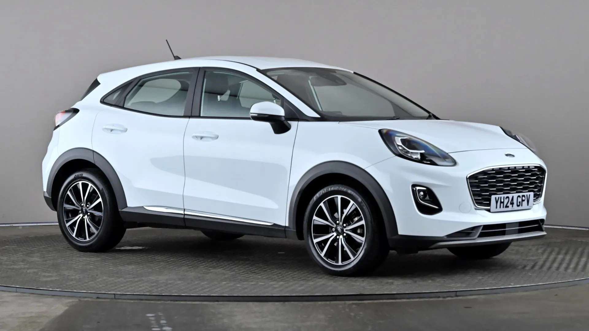 A 2024 FORD PUMA 1.0 EcoBoost Hybrid mHEV Titanium DCT A 2024 FORD PUMA 1.0 EcoBoost Hybrid mHEV Titanium DCT