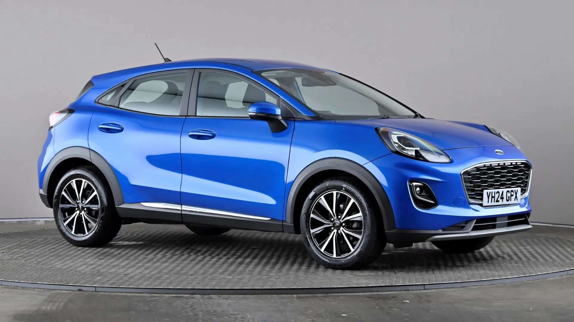 A 2024 FORD PUMA 1.0 EcoBoost Hybrid mHEV Titanium DCT A 2024 FORD PUMA 1.0 EcoBoost Hybrid mHEV Titanium DCT