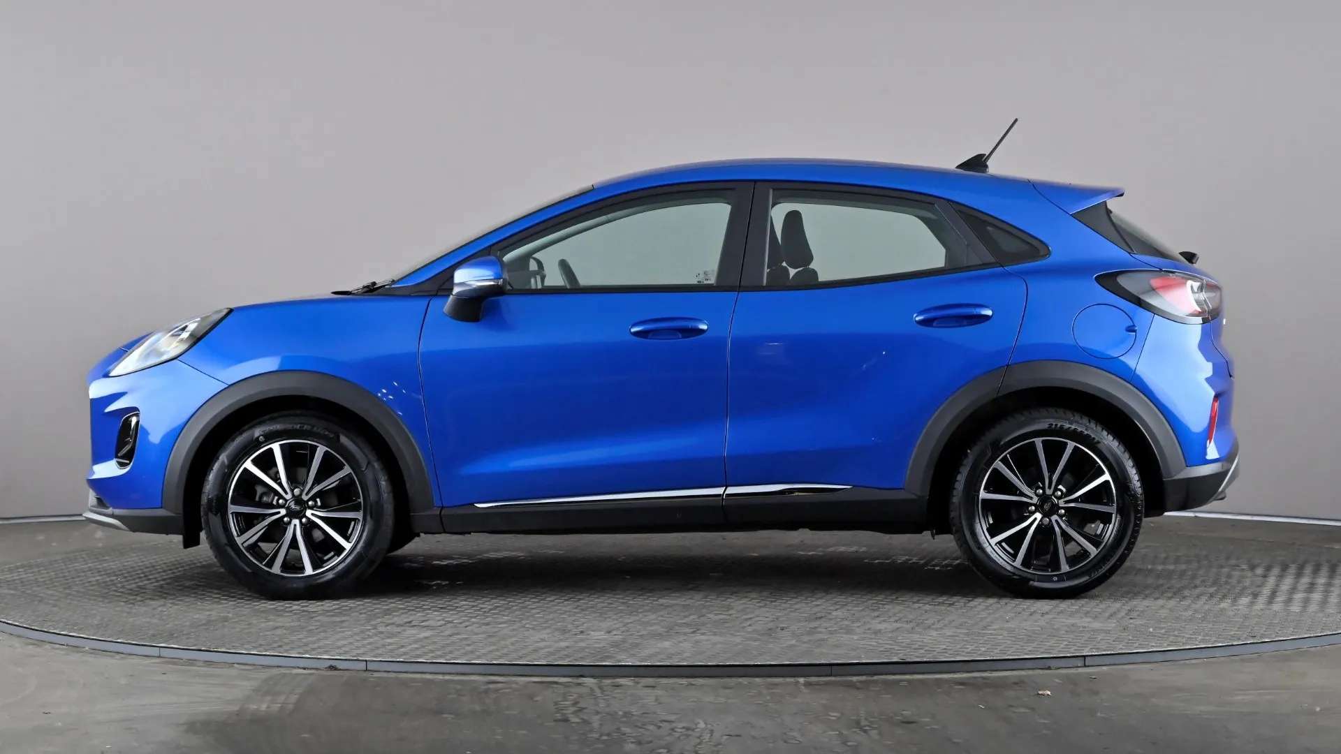 A 2024 FORD PUMA 1.0 EcoBoost Hybrid mHEV Titanium DCT A 2024 FORD PUMA 1.0 EcoBoost Hybrid mHEV Titanium DCT