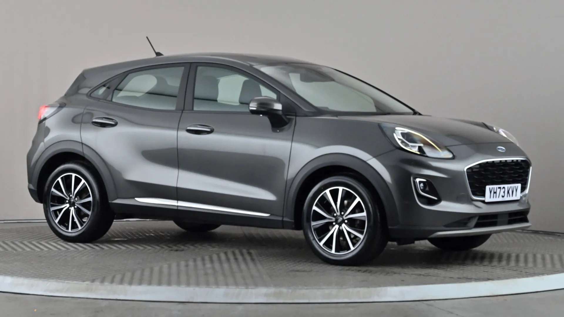 A 2023 FORD PUMA 1.0 EcoBoost Hybrid mHEV Titanium DCT A 2023 FORD PUMA 1.0 EcoBoost Hybrid mHEV Titanium DCT