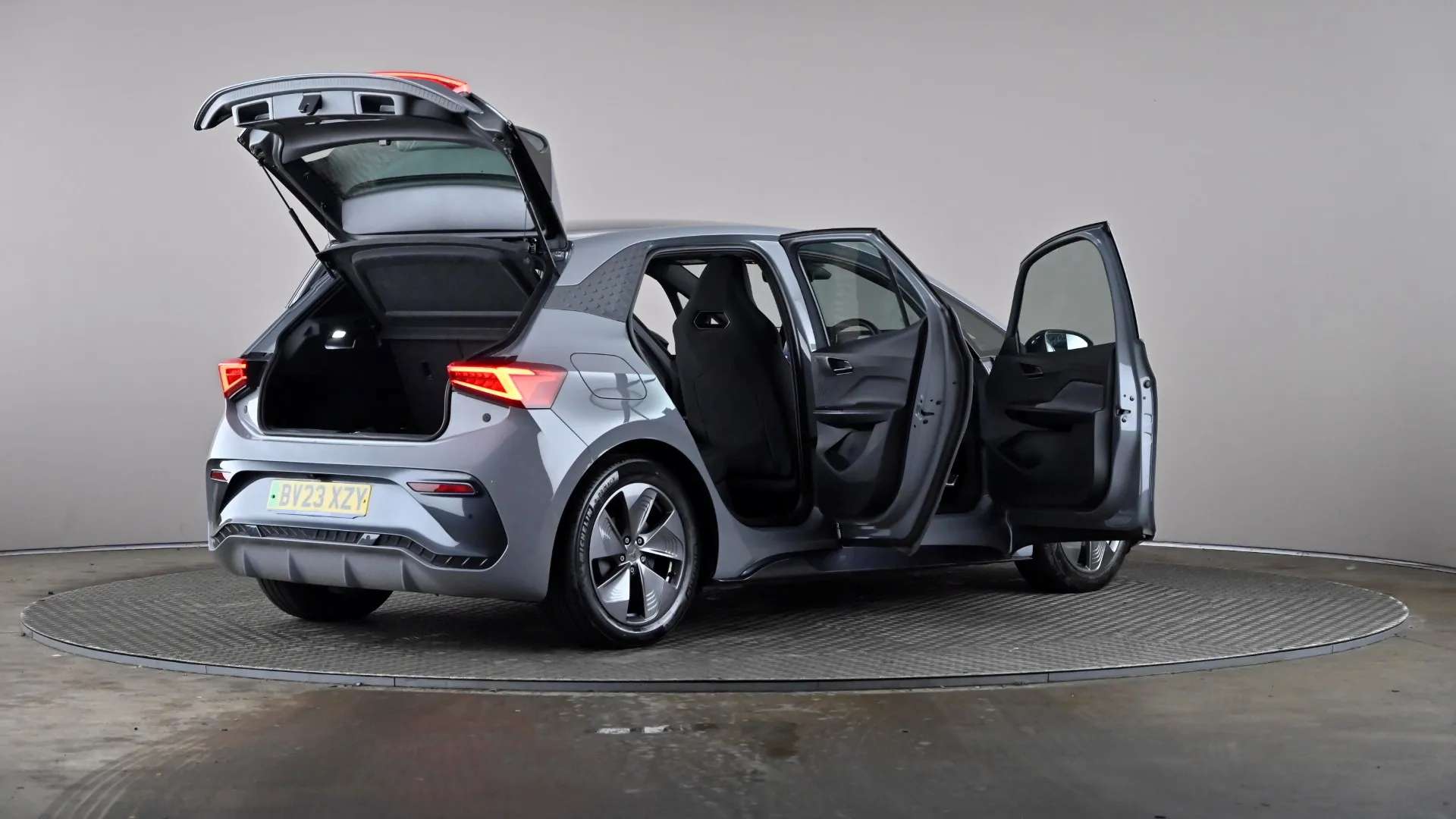 2023 CUPRA BORN 2023 CUPRA BORN