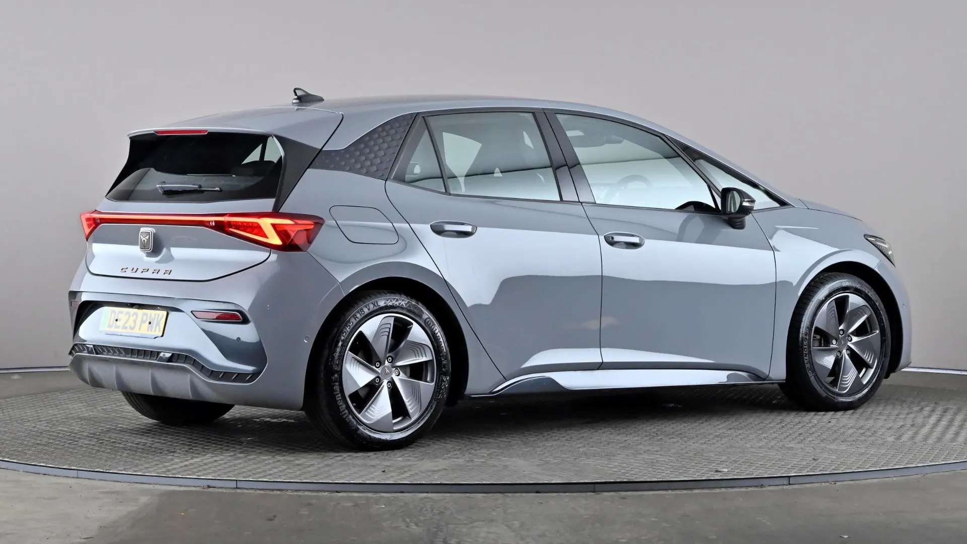 2023 CUPRA BORN 2023 CUPRA BORN