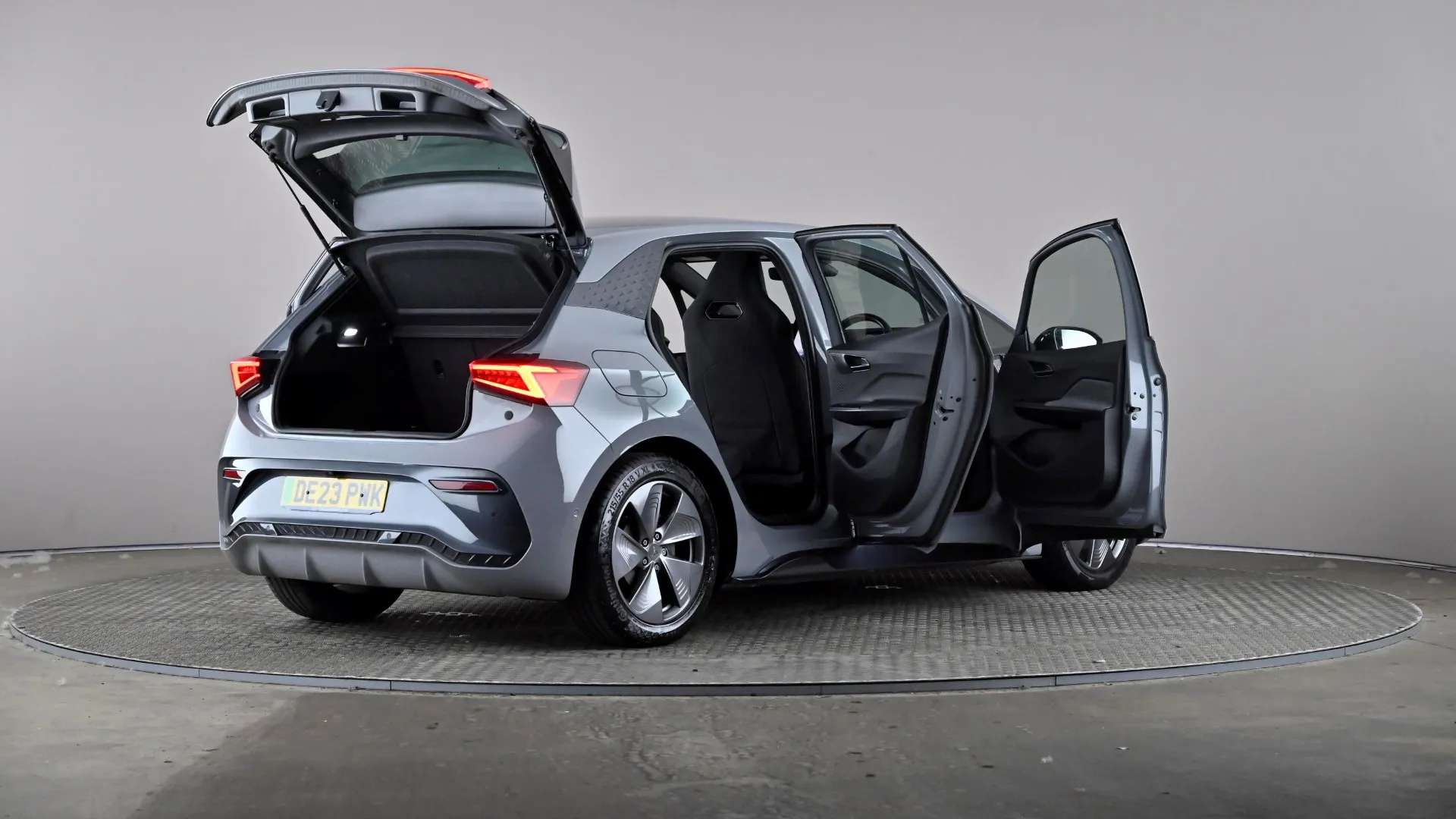 2023 CUPRA BORN 2023 CUPRA BORN
