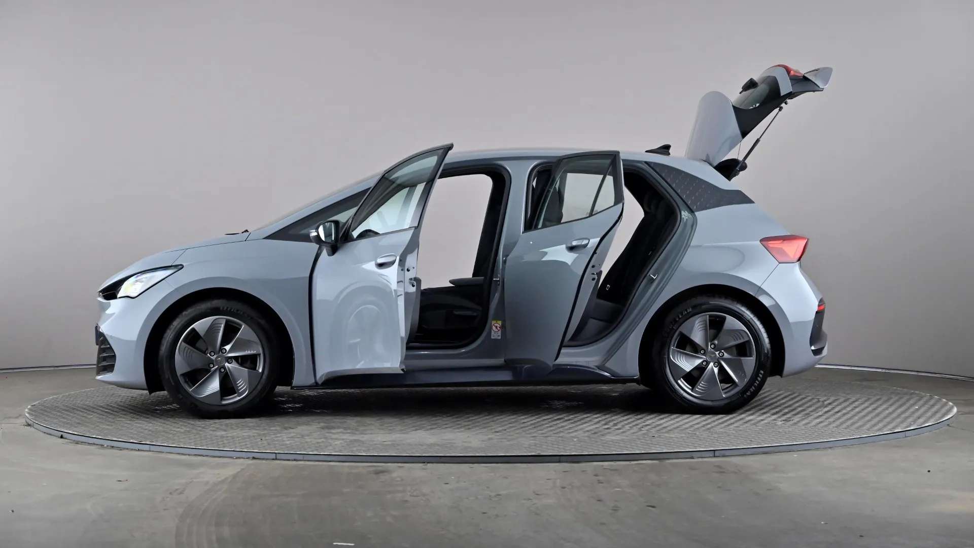 2022 CUPRA BORN 2022 CUPRA BORN