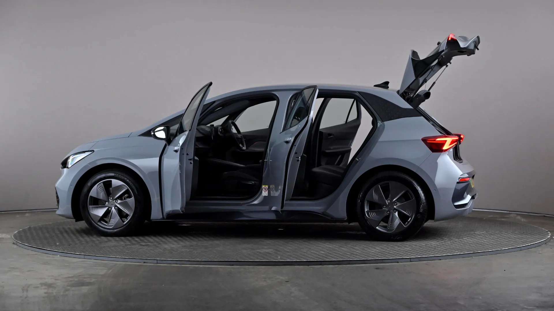2023 CUPRA BORN 2023 CUPRA BORN