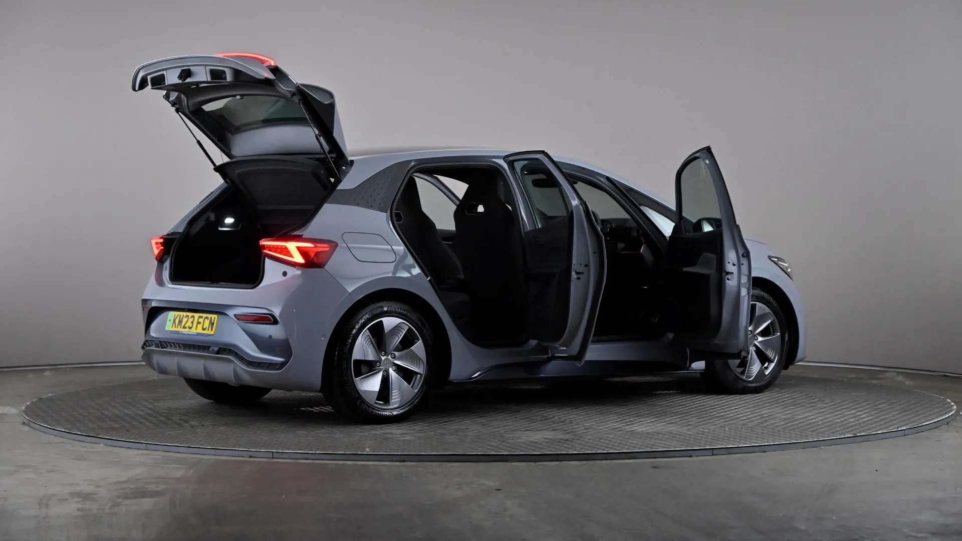 2023 CUPRA BORN 2023 CUPRA BORN