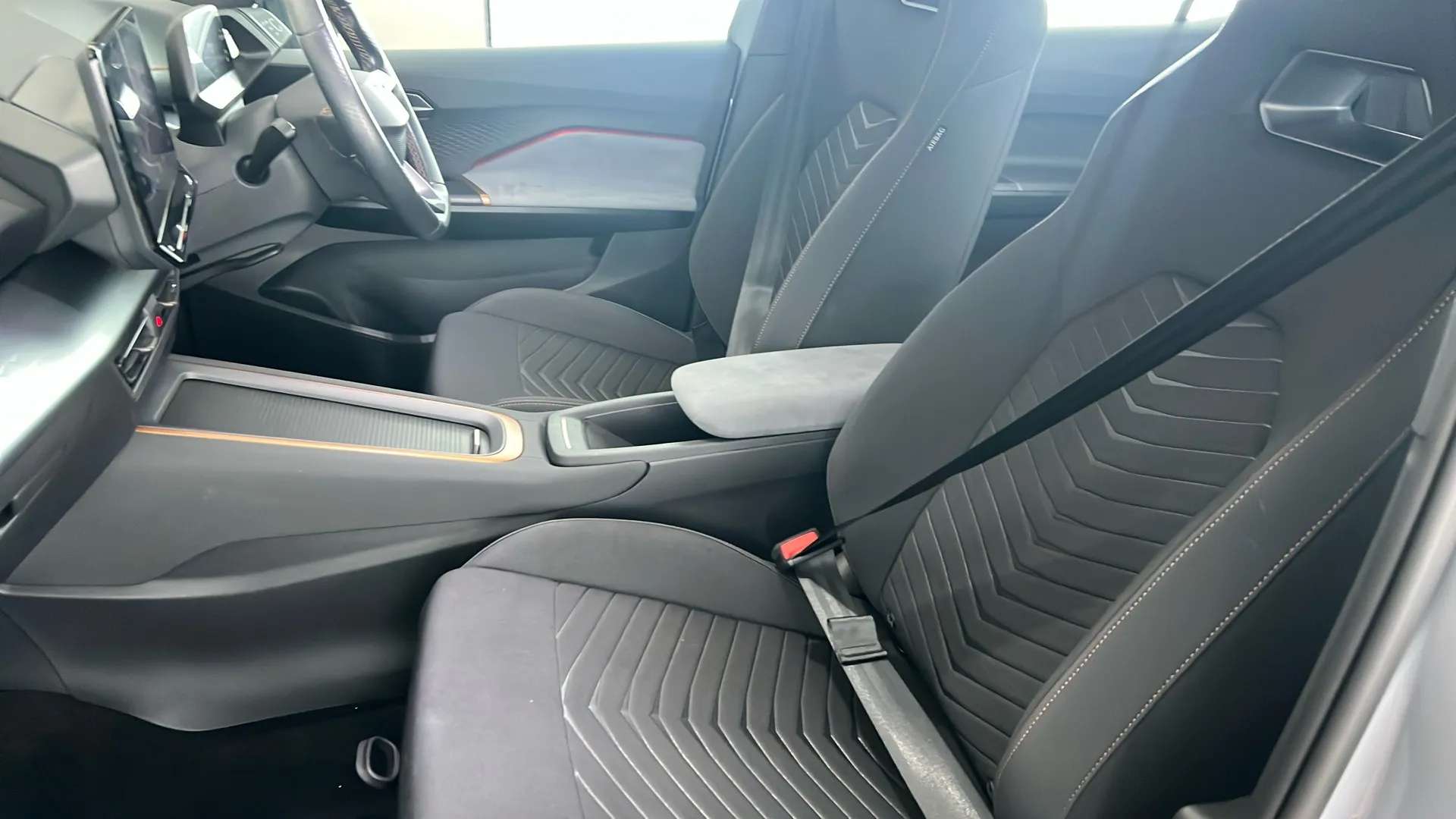 2023 CUPRA BORN 2023 CUPRA BORN