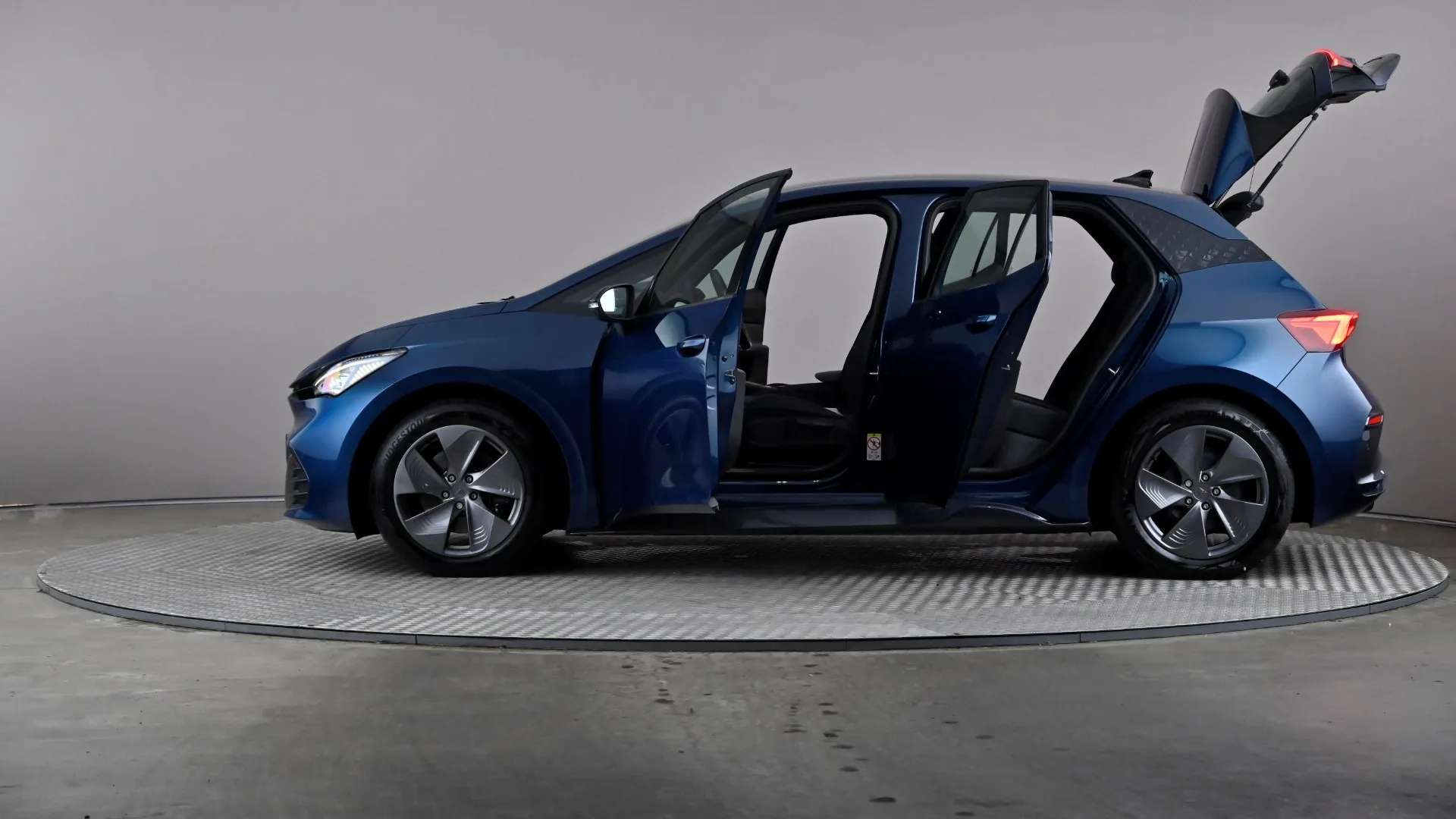 2023 CUPRA BORN 2023 CUPRA BORN