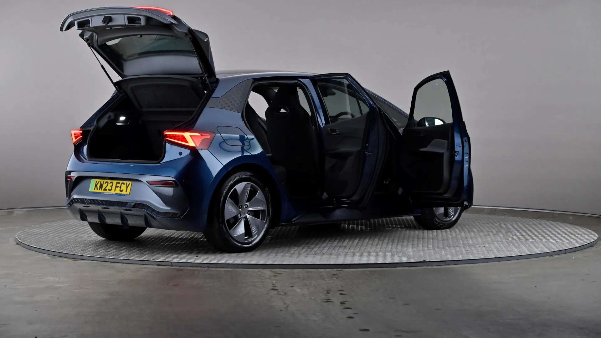 2023 CUPRA BORN 2023 CUPRA BORN