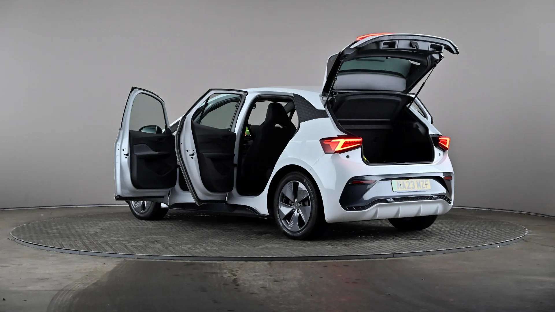 2023 CUPRA BORN 2023 CUPRA BORN