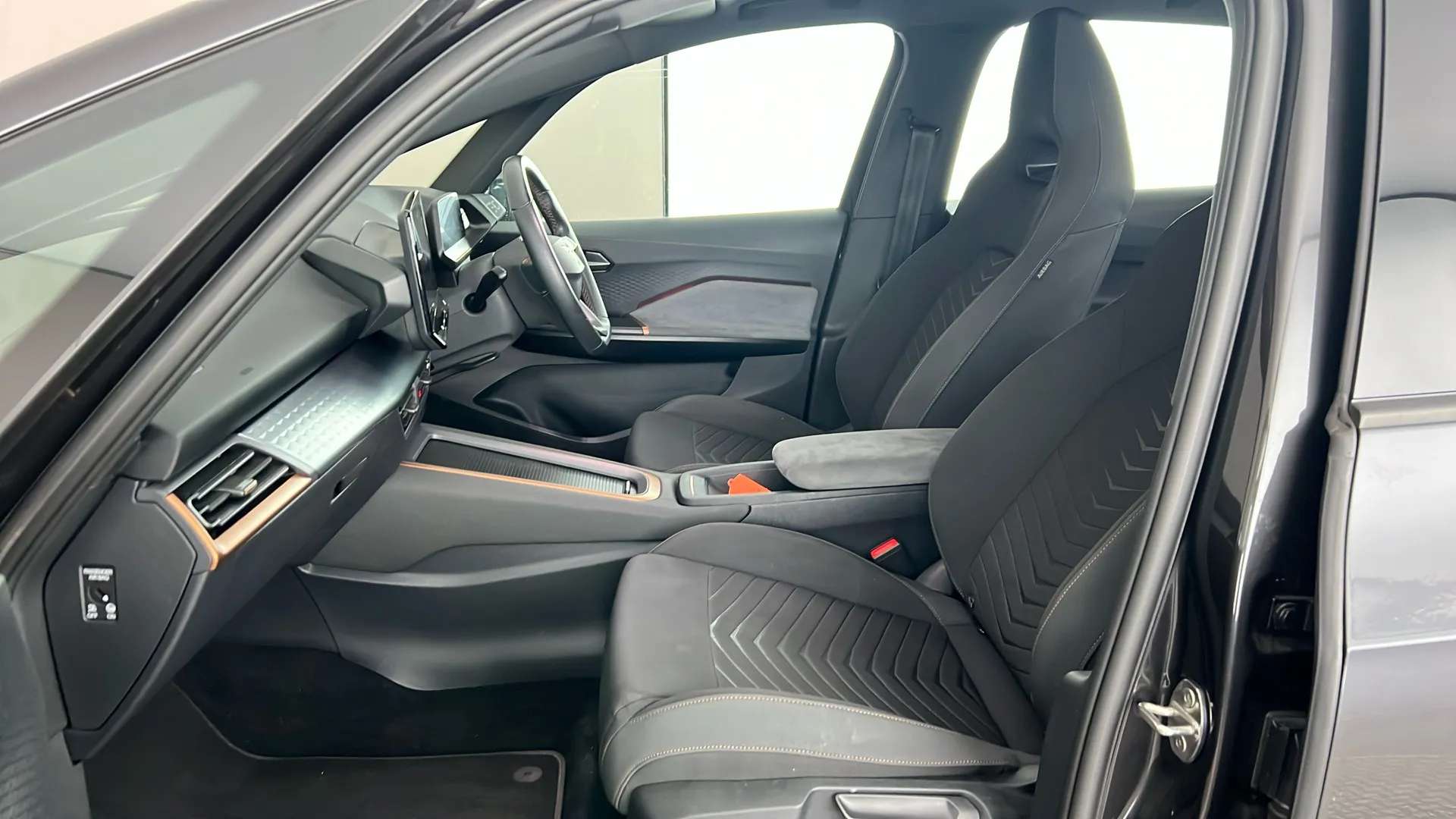 2023 CUPRA BORN 2023 CUPRA BORN