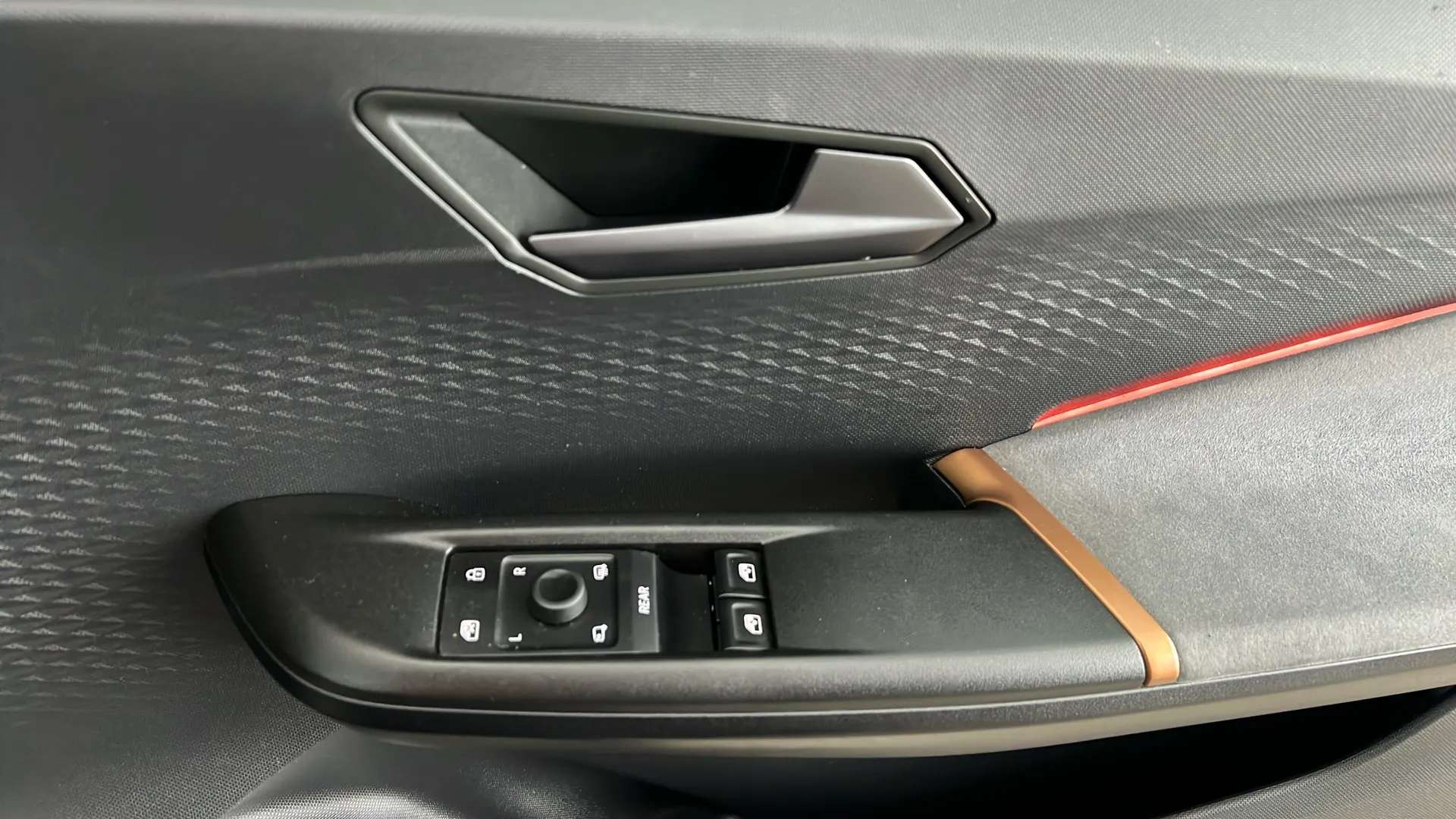 2023 CUPRA BORN 2023 CUPRA BORN