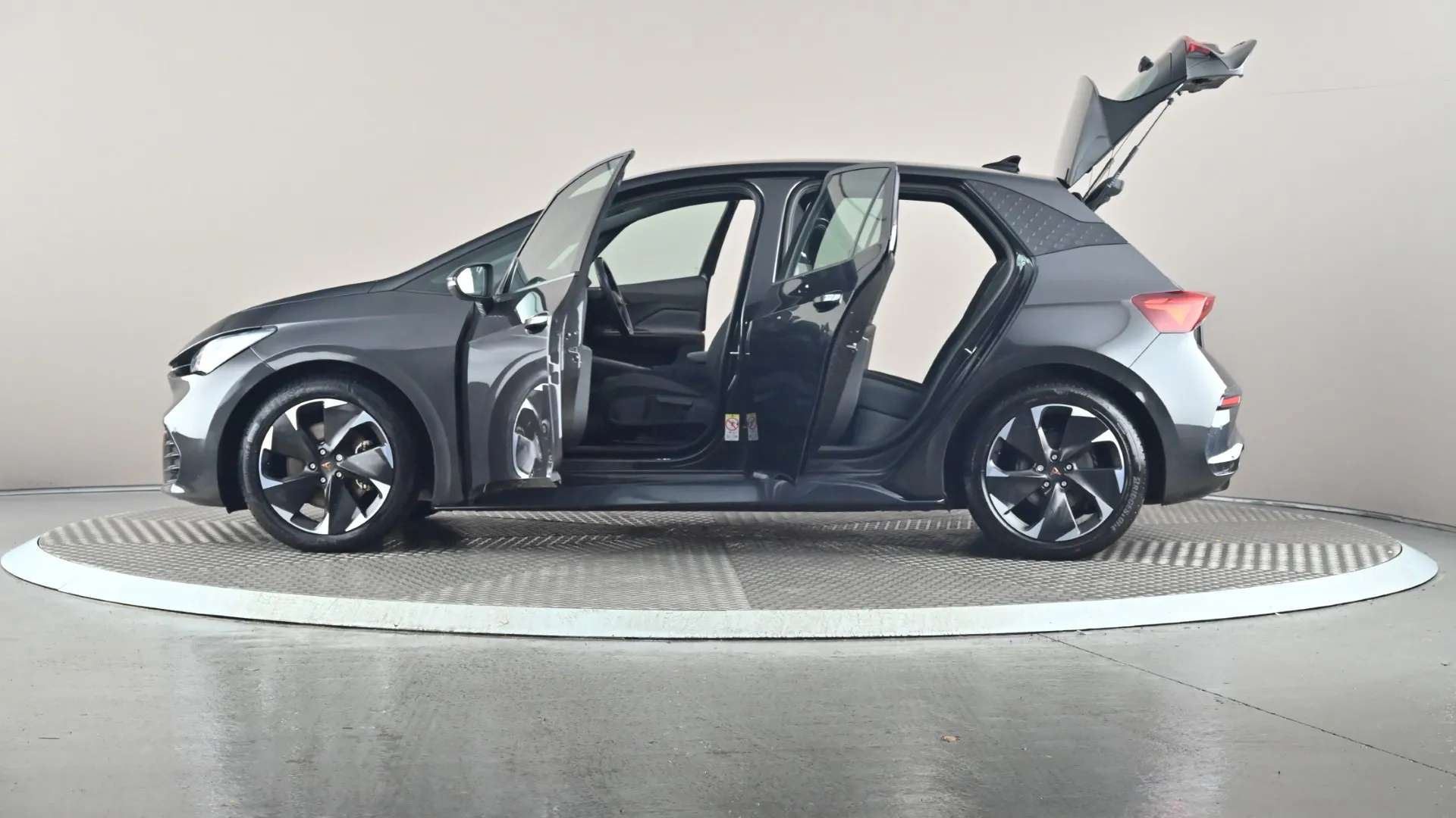 2024 CUPRA BORN 2024 CUPRA BORN