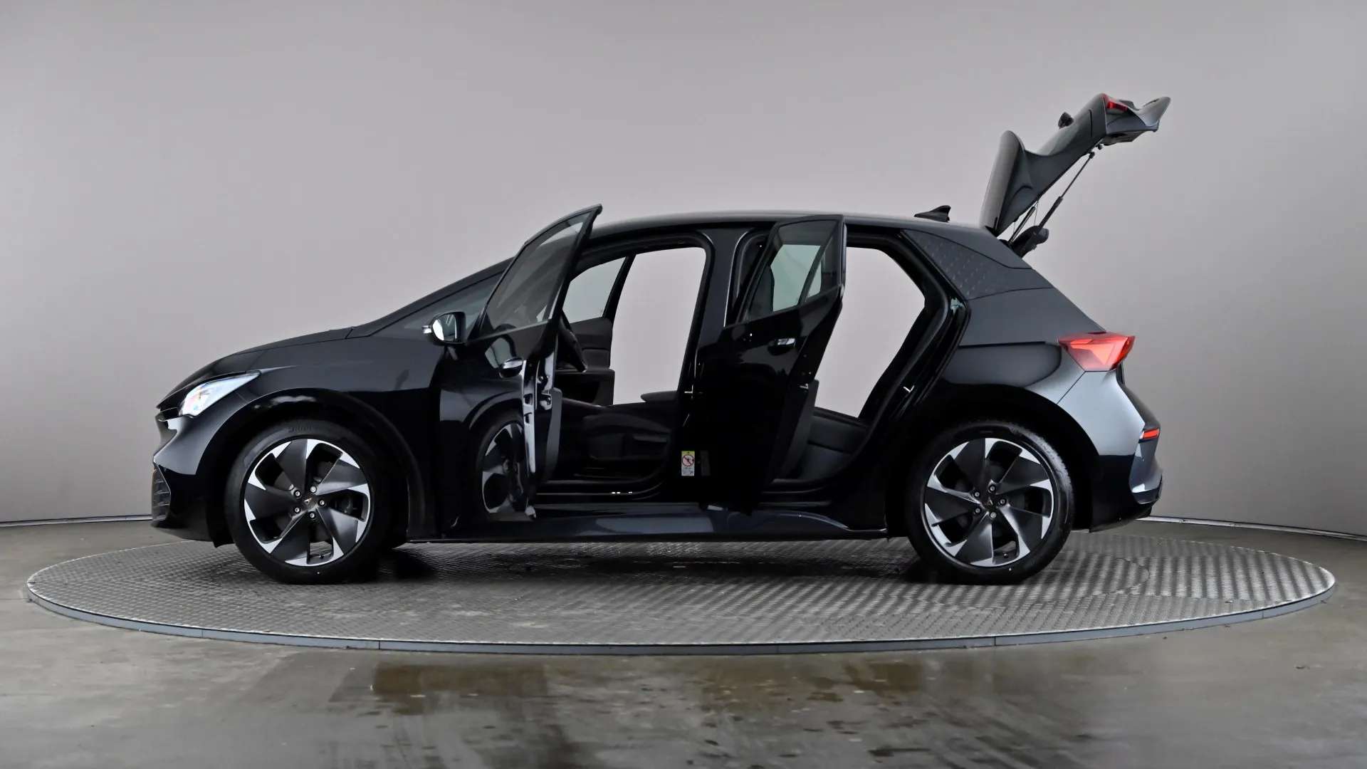 2025 CUPRA BORN 2025 CUPRA BORN