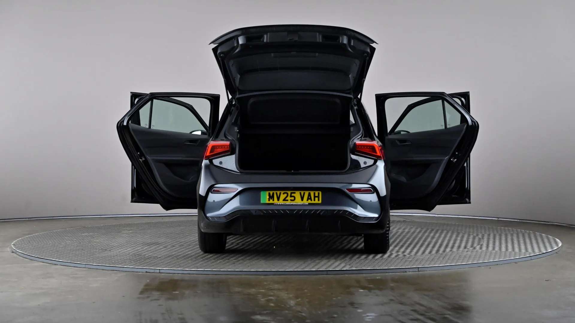 2025 CUPRA BORN 2025 CUPRA BORN