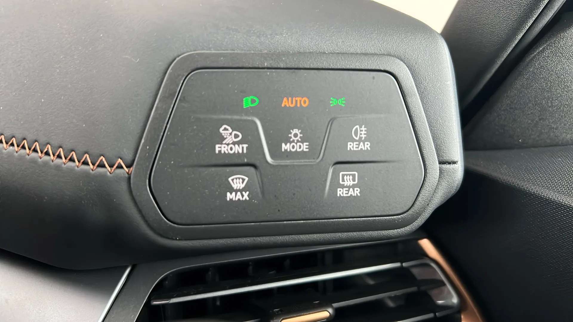 2025 CUPRA BORN 2025 CUPRA BORN